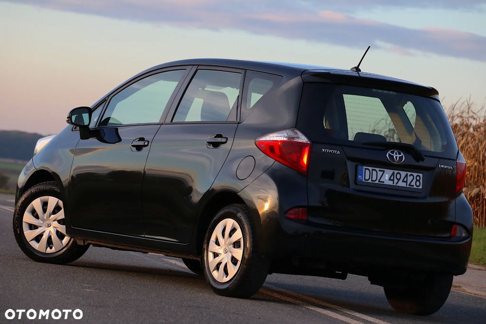 Toyota Verso S 1.33 Premium - 36