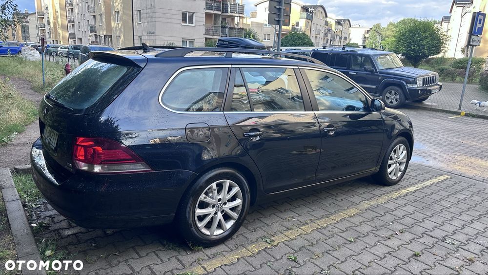 Volkswagen Golf Variant - 8