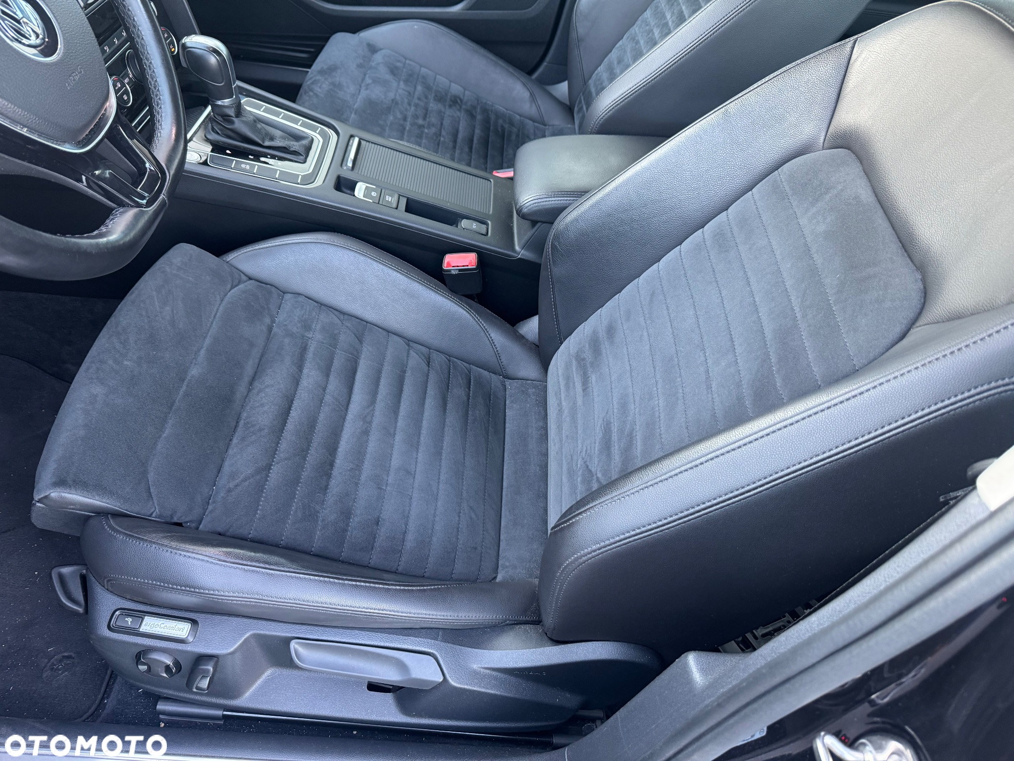 Volkswagen Passat 2.0 TDI BMT Highline DSG - 19