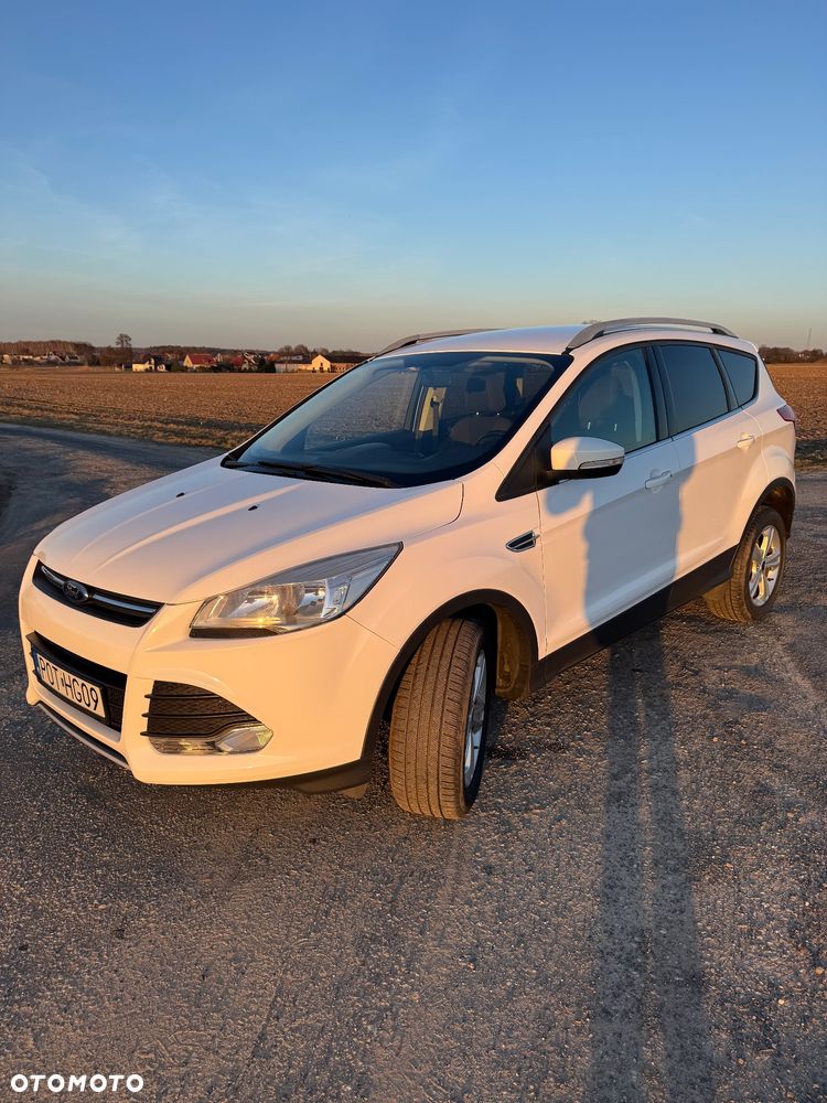 Ford Kuga 1.5 EcoBoost 2x4 Trend - 1