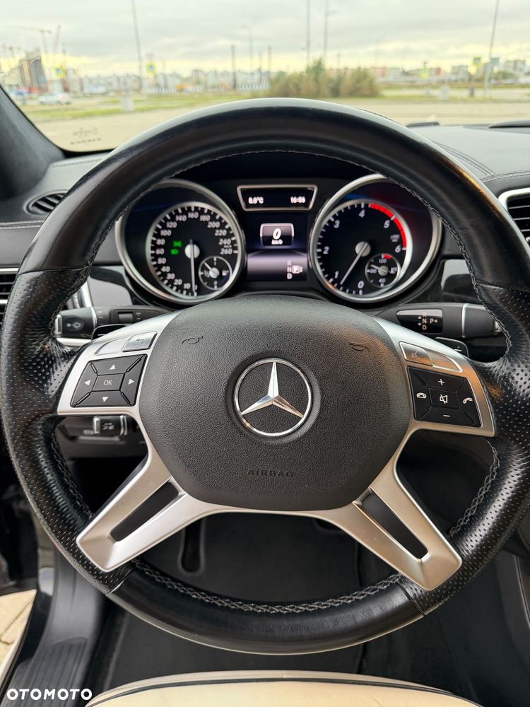Mercedes-Benz GL 350 BlueTec 4-Matic - 27