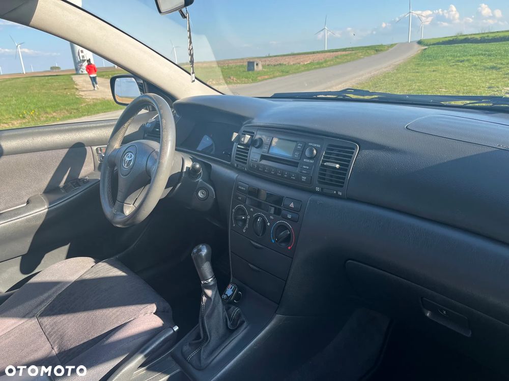 Toyota Corolla 1.4 VVT-i Terra - 8