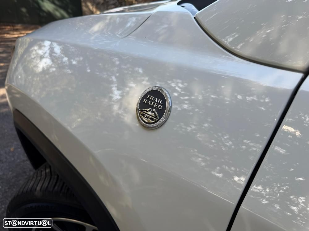 Jeep Compass 1.3 T-GDI 4xe PLUG-IN HYBRID Auto First Edition Urban - 33