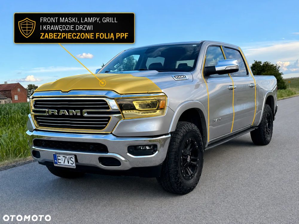 RAM 1500 5.7 Crew Cab Laramie - 4