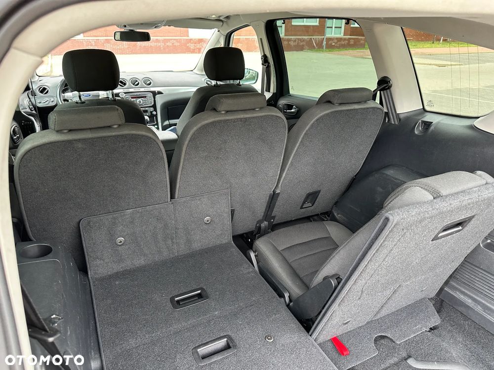 Ford S-Max 1.6 T Titanium - 32