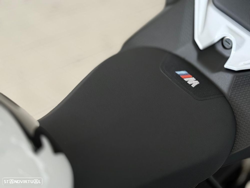 BMW S 1000 RR M MOTOSPORT - 10