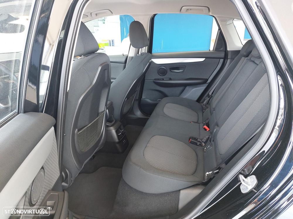 BMW 225xe Active Tourer Advantage - 10