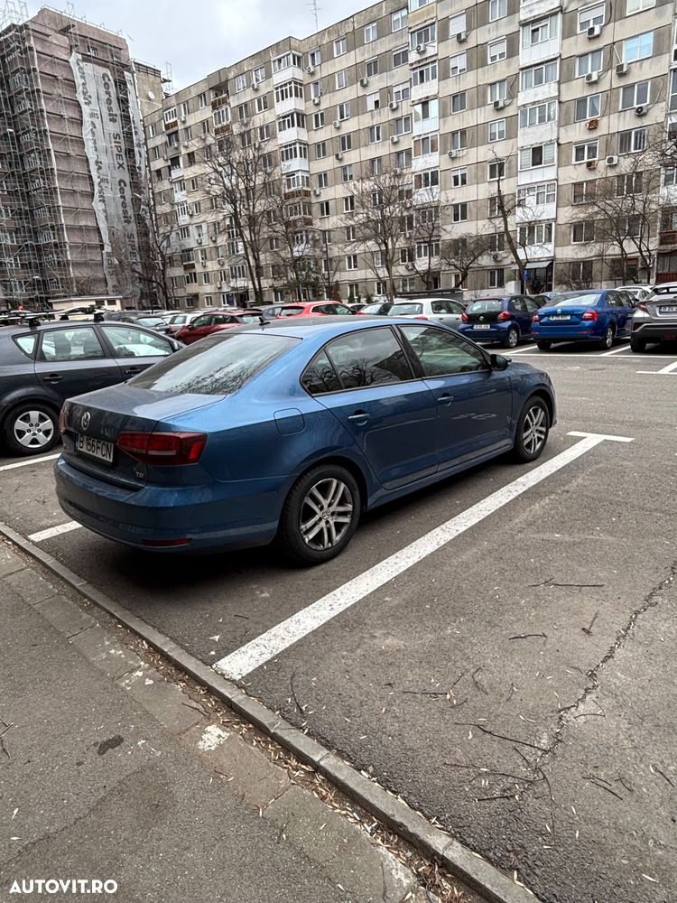 Volkswagen Jetta 1.2 TSI Trendline - 4