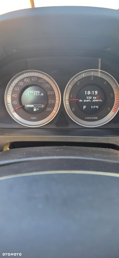 Volvo S60 D3 Geartronic Momentum - 8