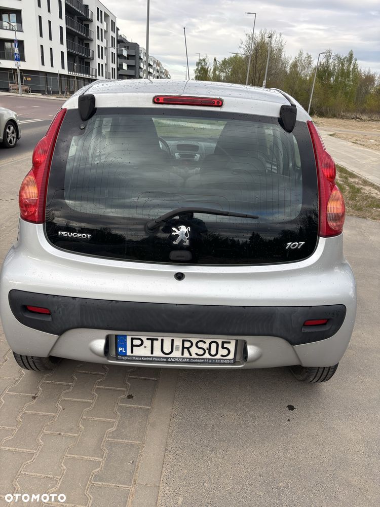 Peugeot 107 - 4