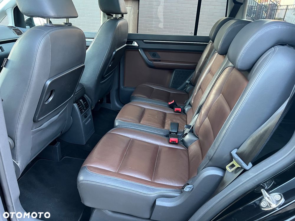 Volkswagen Touran 1.6 TDI DPF BlueMotion Technology Highline - 29