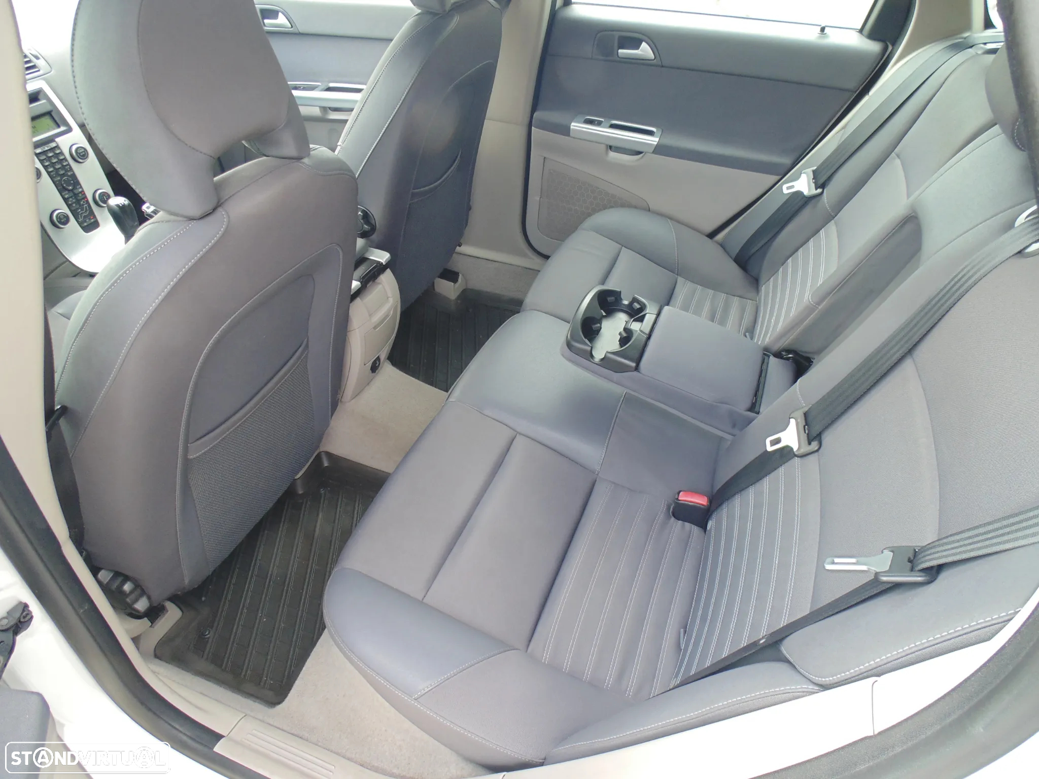 Volvo V50 1.6 D Drive Momentum Start/Stop - 18