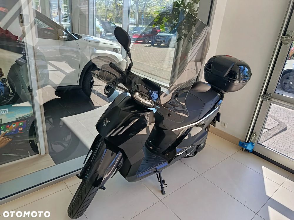 Peugeot Tweet - 3