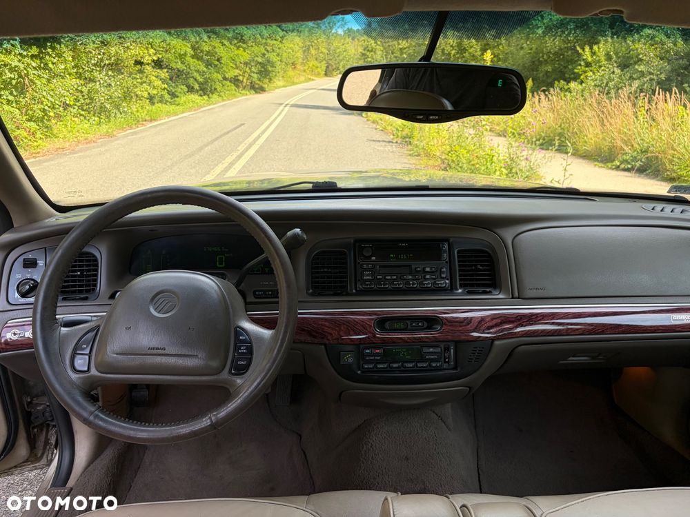 Mercury Marquis - 16