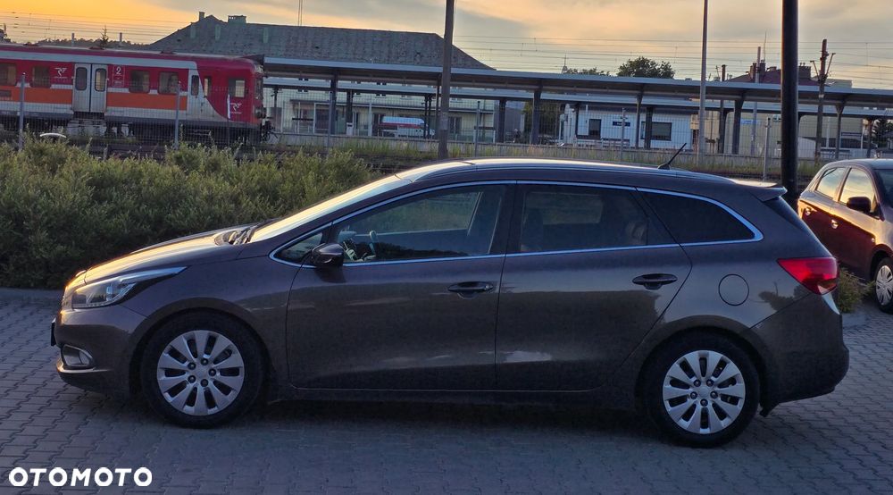 Kia Ceed - 3