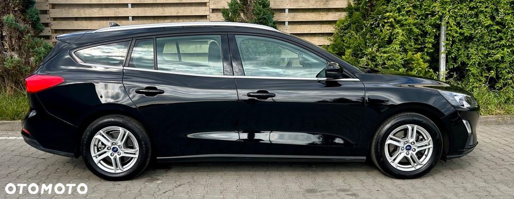 Ford Focus 1.5 EcoBlue Start-Stopp-System COOL&CONNECT - 11