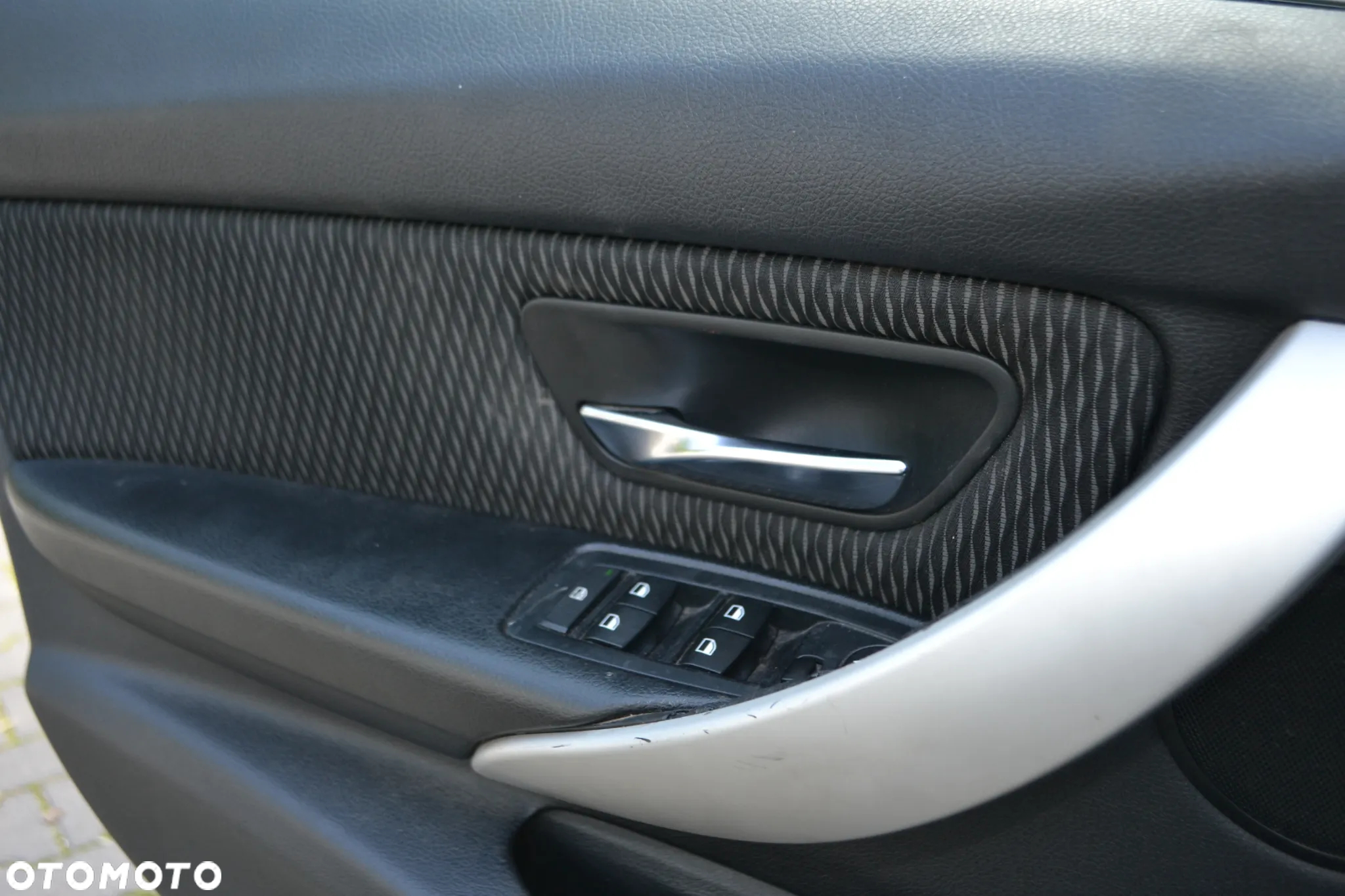 BMW Seria 3 - 34