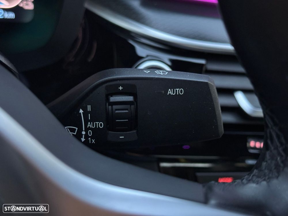 BMW 530 e Pack M - 35