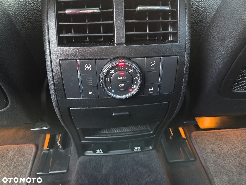 Mercedes-Benz ML - 24