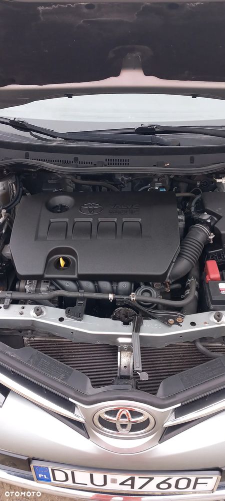 Toyota Auris 1.6 Valvematic Executive - 12