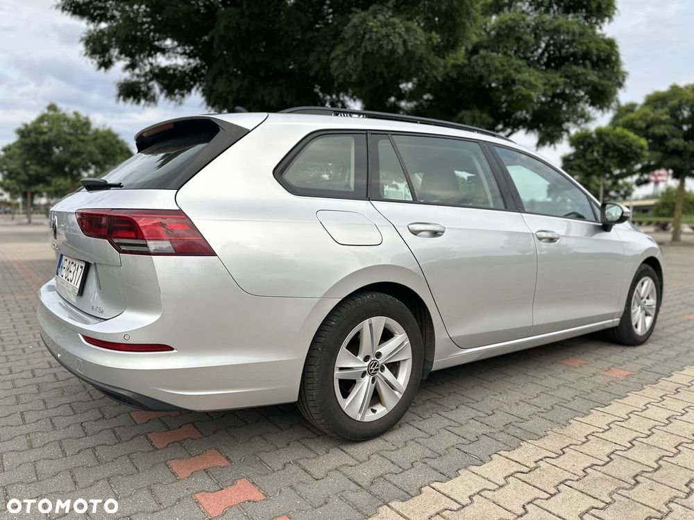 Volkswagen Golf 1.5 eTSI mHEV Life DSG - 8
