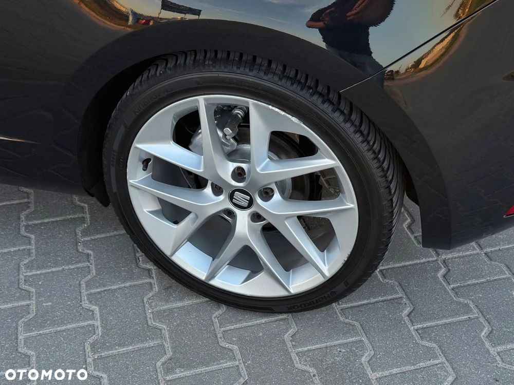 Seat Leon SC 2.0 TDI FR S&S - 17