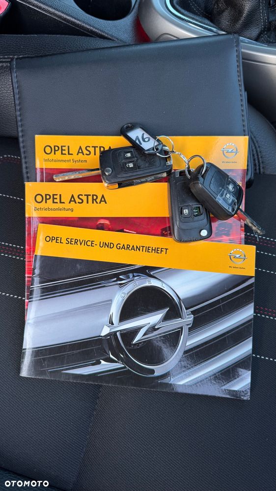 Opel Astra - 32