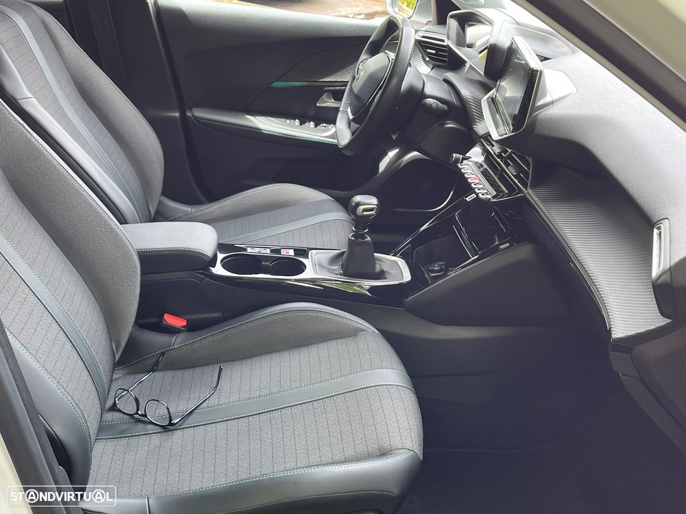 Peugeot 2008 PureTech 100 Style - 28