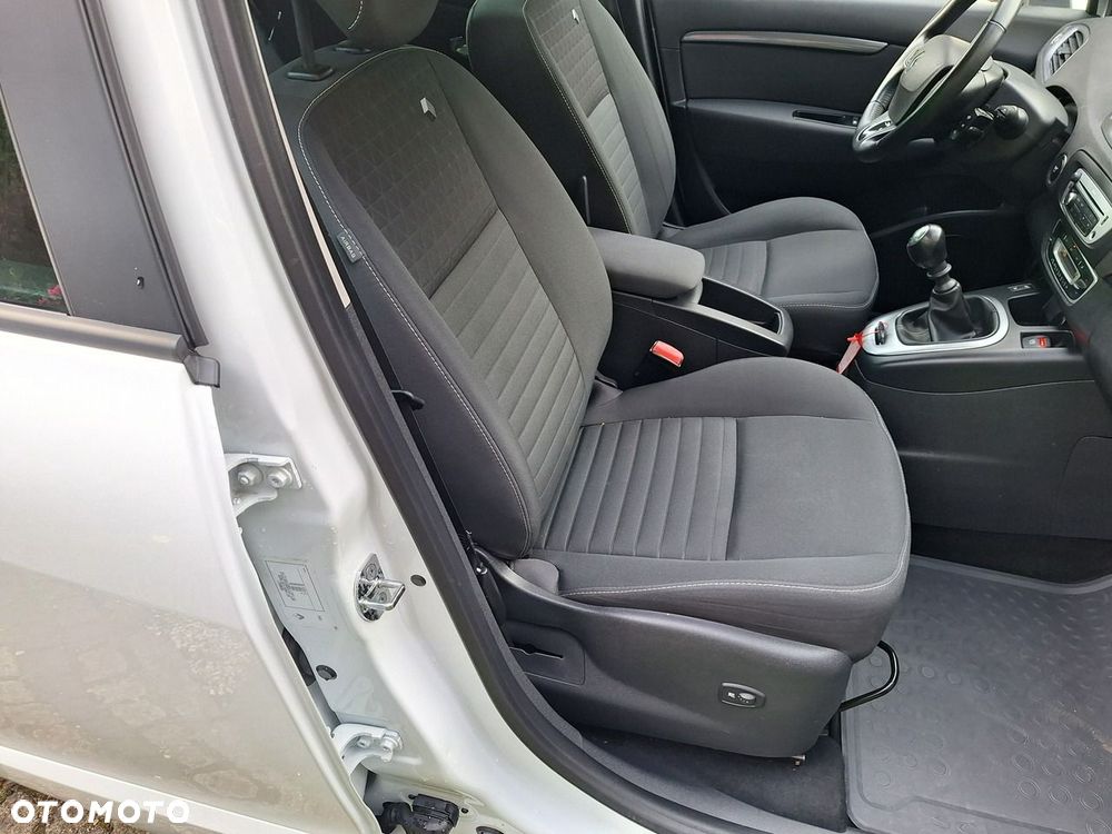 Renault Scenic - 15