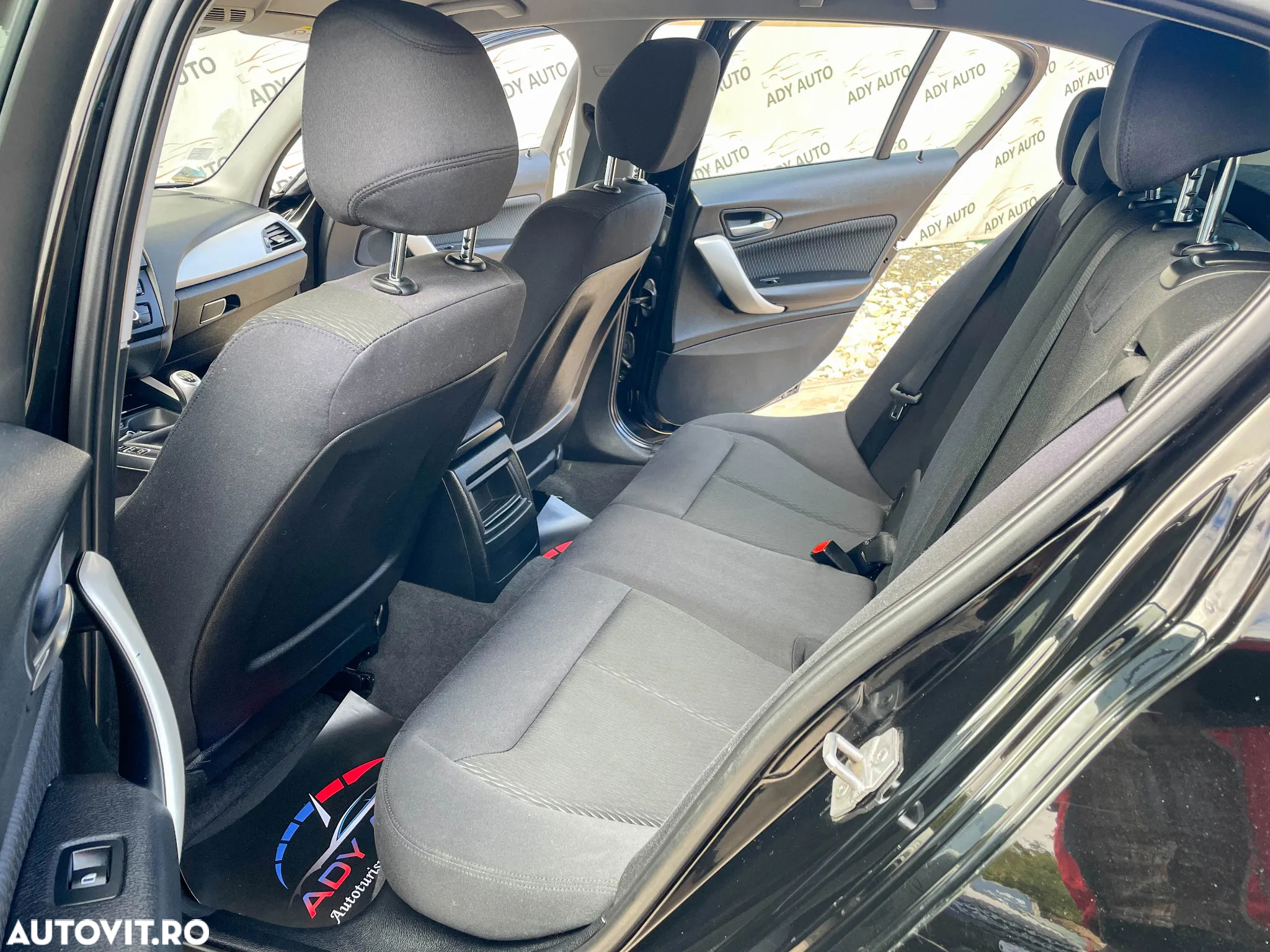BMW Seria 1 - 22