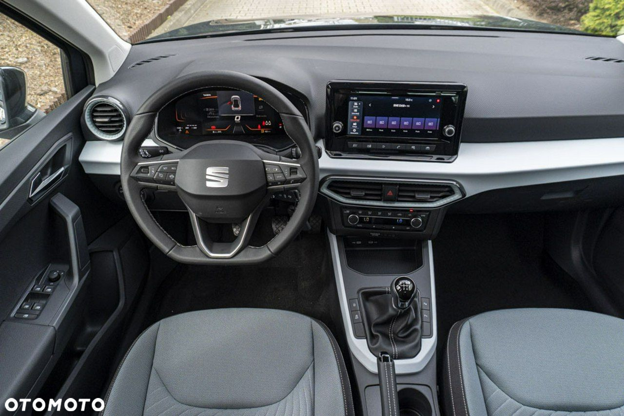 Seat Arona - 15