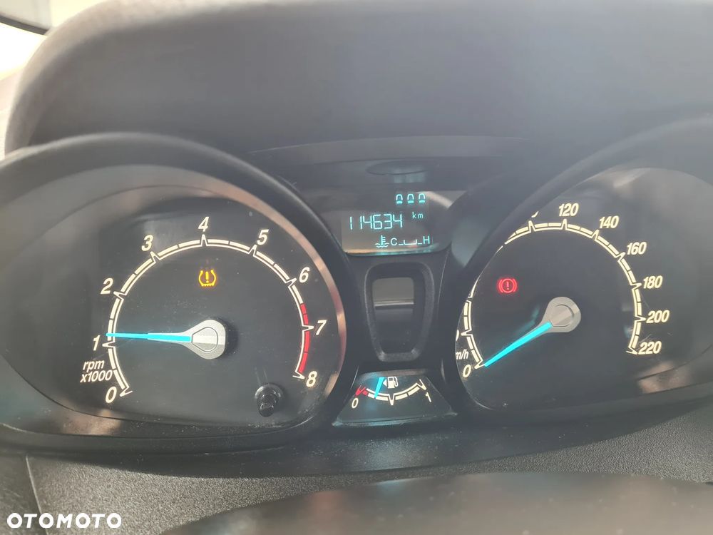 Ford Tourneo Courier 1.0 EcoBoost Titanium - 15
