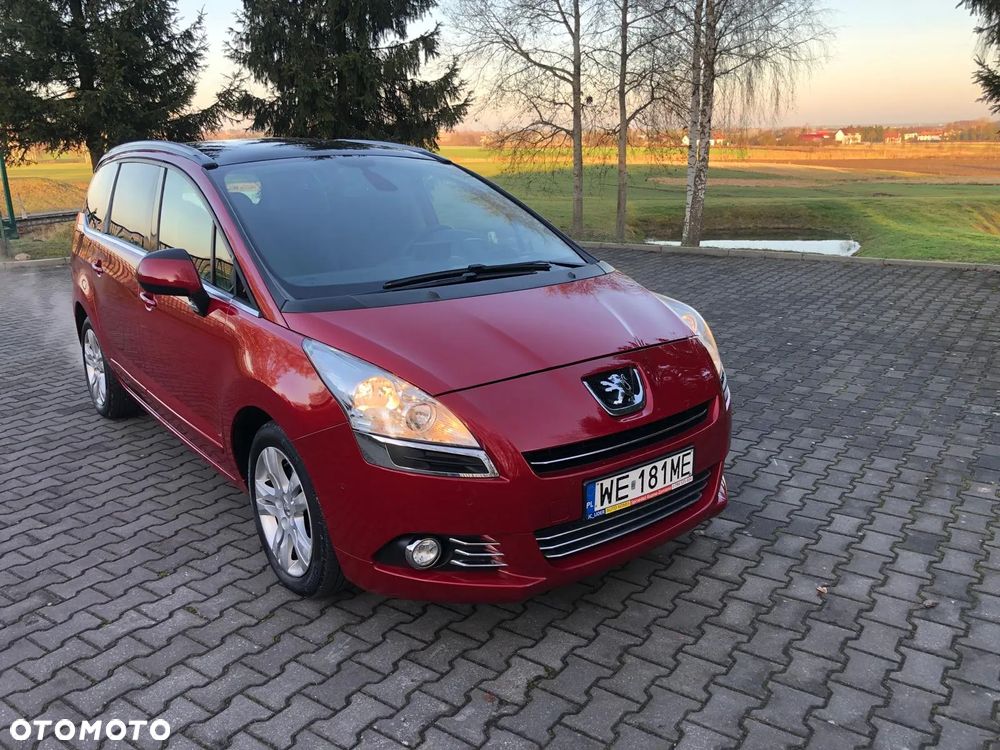 Peugeot 5008 155 THP Premium - 2