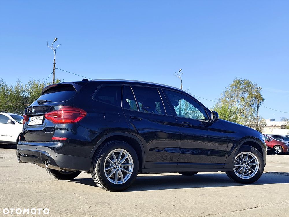 BMW X3 xDrive20i Advantage - 6