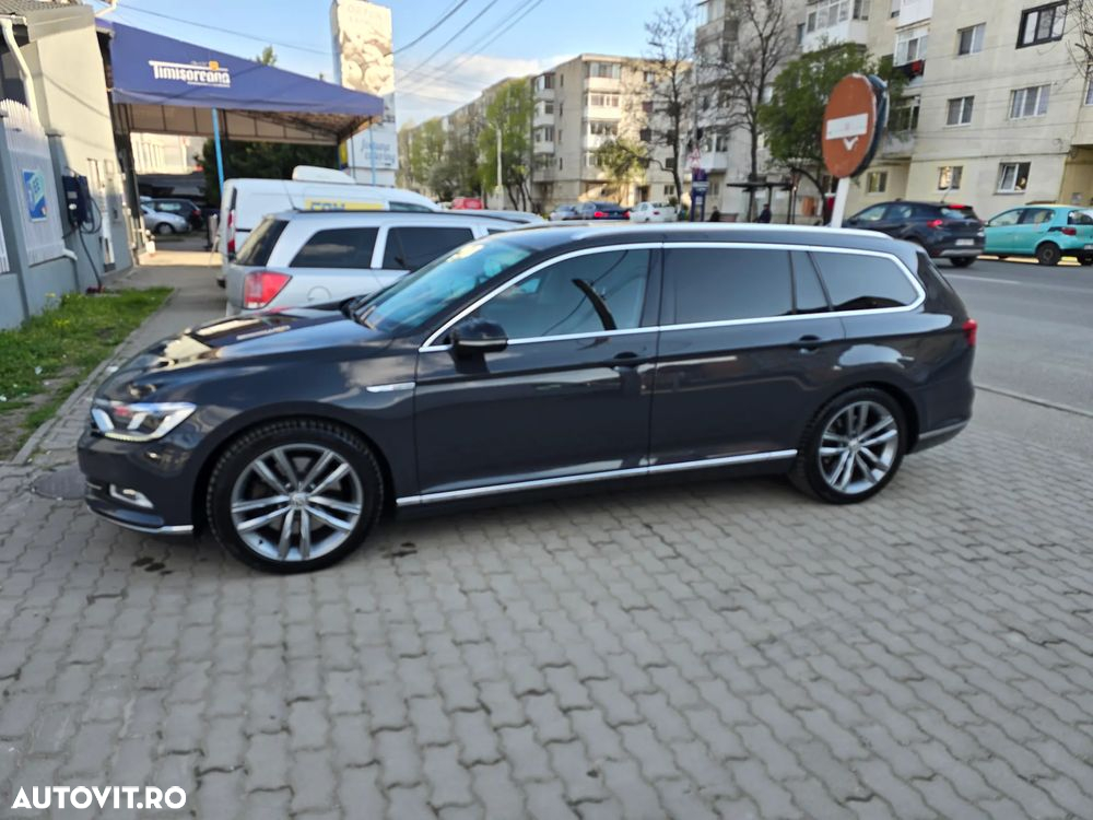 Volkswagen Passat Variant 2.0 TDI DSG 4Motion Highline - 19