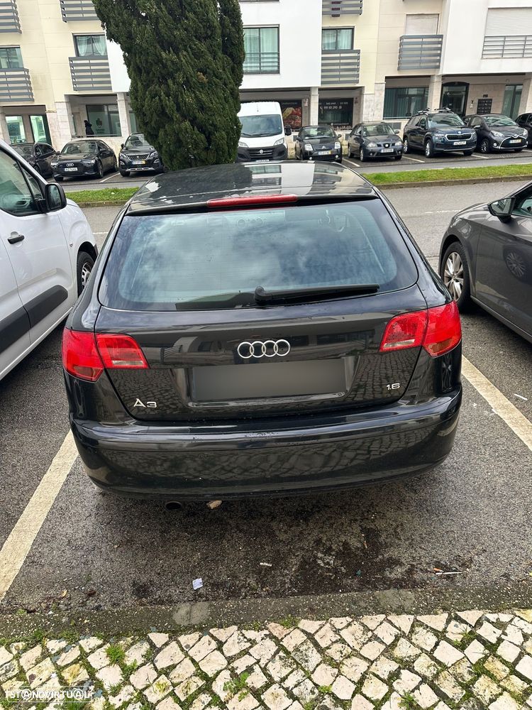 Audi A3 Sportback 1.6 FSi - 2