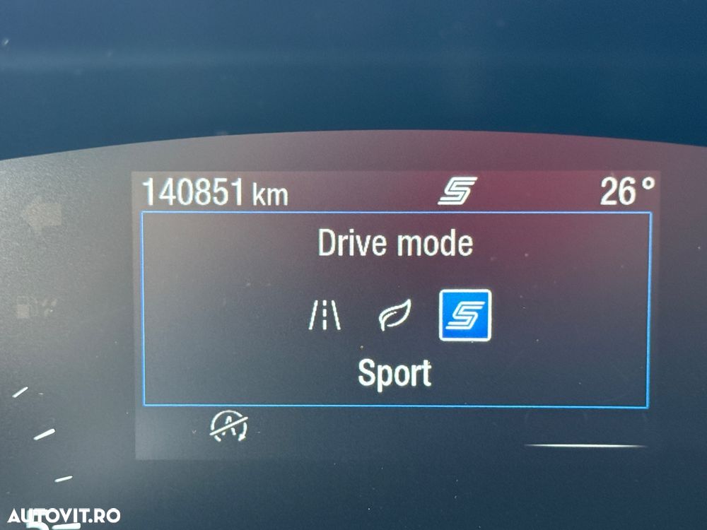 Ford Focus 1.5 EcoBlue Titanium - 13
