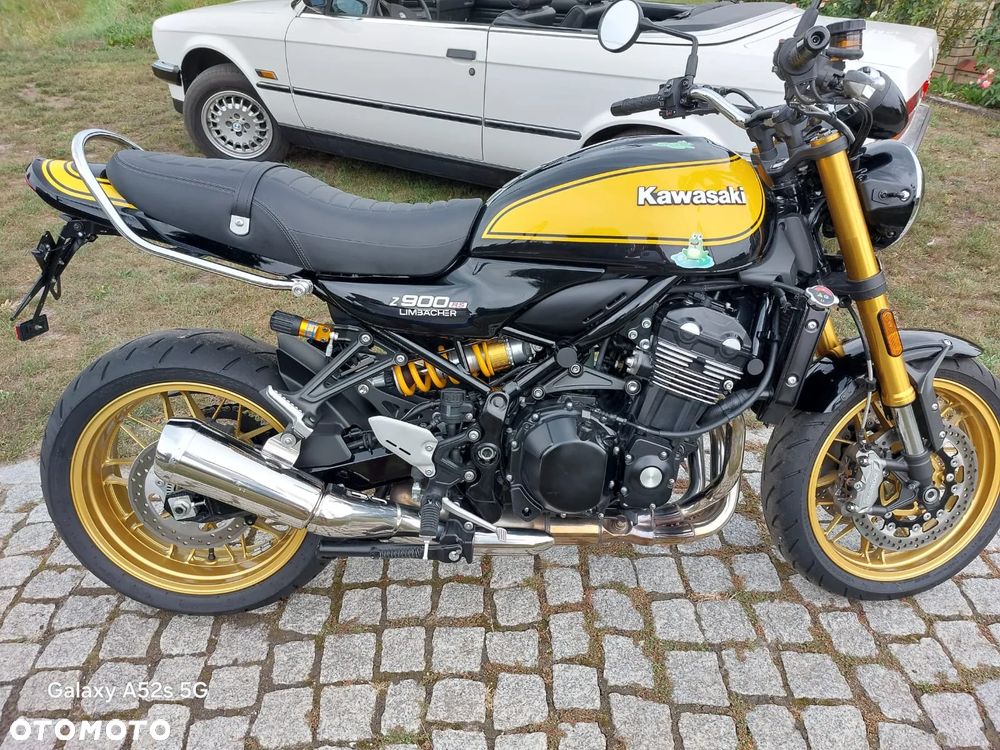 Kawasaki Z 900 RS - 9