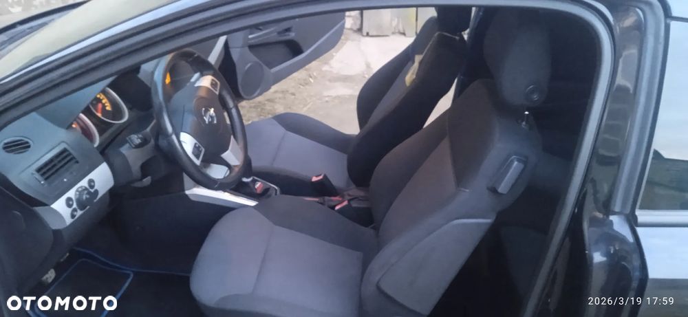 Opel Astra - 11