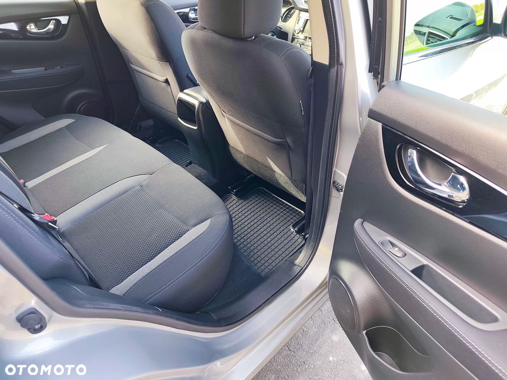 Nissan Qashqai 1.3 DIG-T Acenta EU6d - 20