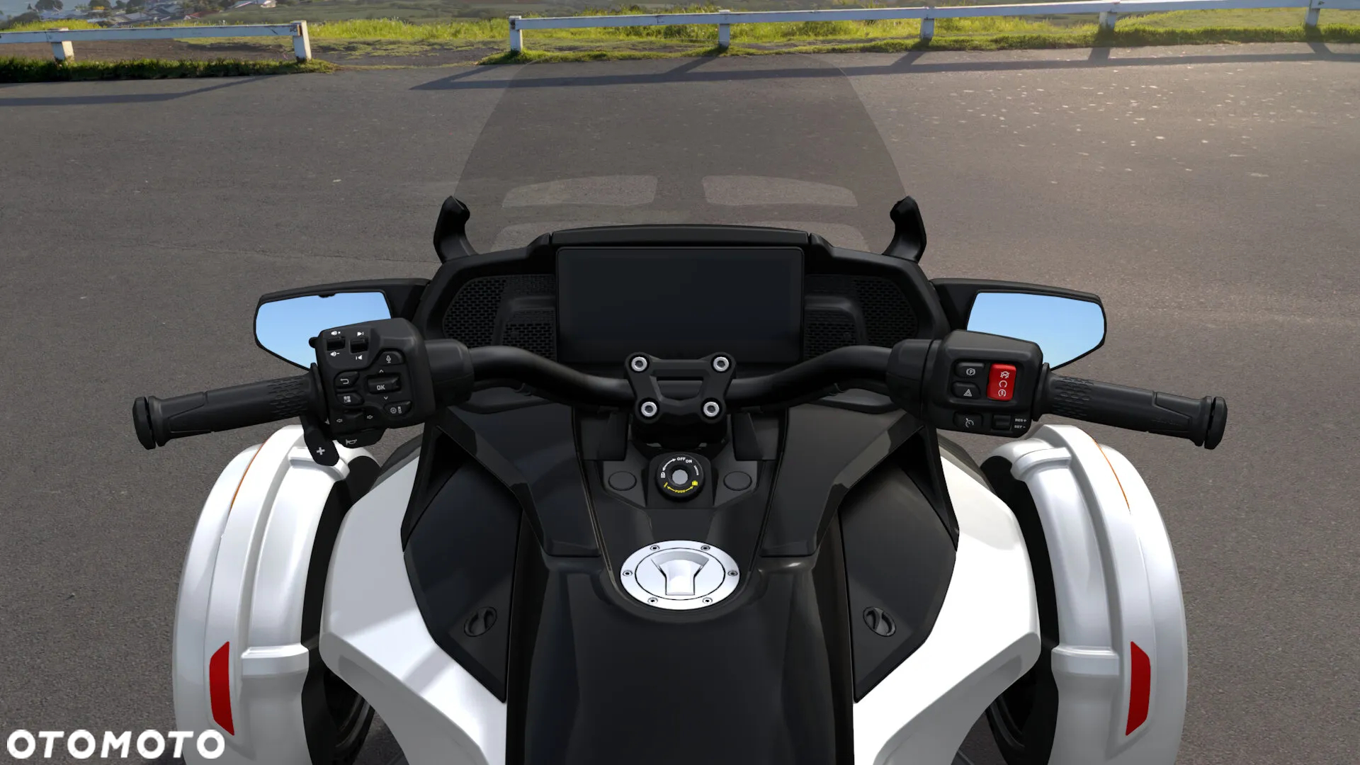 Can-Am Spyder - 10