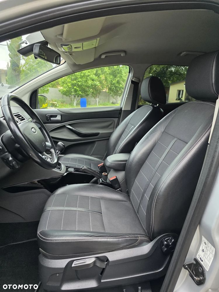 Ford Kuga 2.0 TDCi Titanium S - 9
