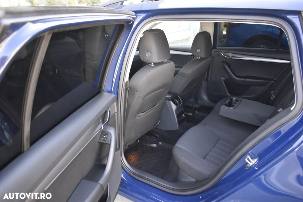 Skoda Octavia - 32