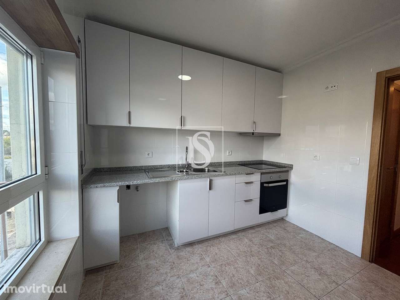 Apartamento T3 no centro de Tondela - Grande imagem: 3/21