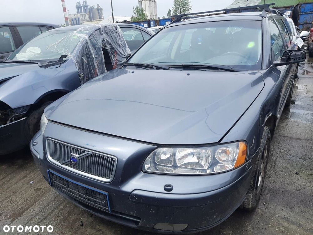 CZĘŚCI Volvo S70/V70 II 2,4 DIESEL 125 kW / 170KM SILNIK B5244S 5 DRZWI - 2