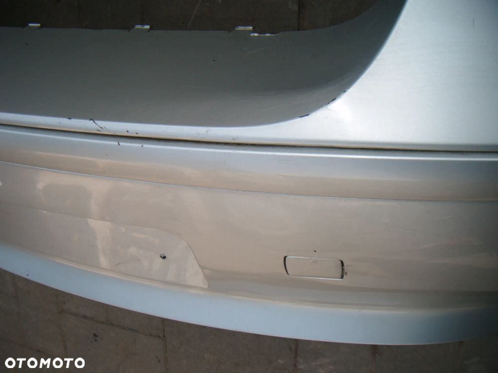 bmw 1 e-87 zderzak tył titan silber metallik - 3
