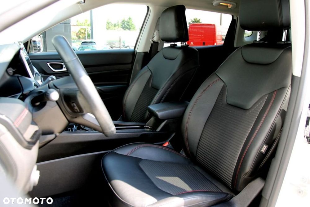 Jeep Compass - 28