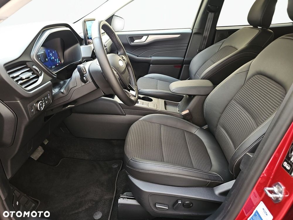 Ford Kuga - 13