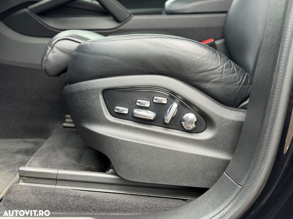 Porsche Cayenne - 13