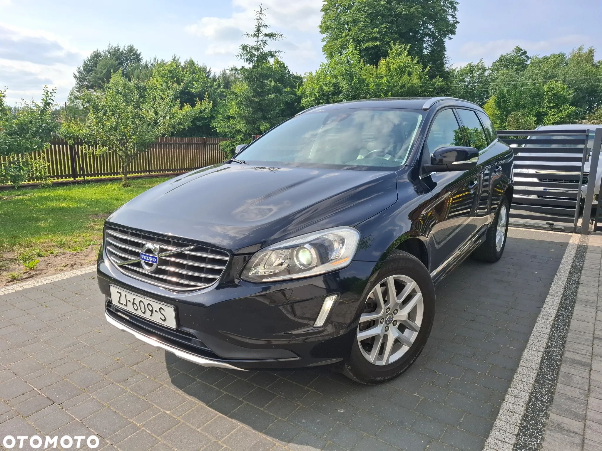 Volvo XC 60 D5 AWD Summum - 1